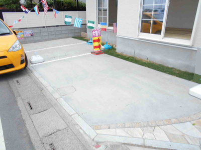 【駐車場】 | 春日部　大沼　全1棟　1号棟　角地 | 駐車しやすい。2台縦列