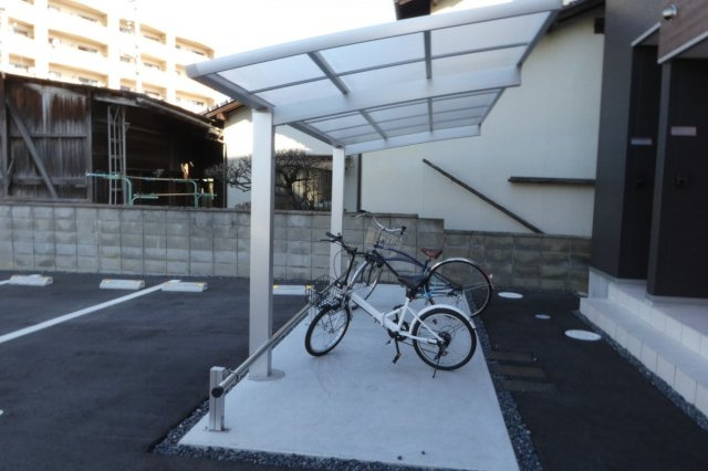 倉敷市水江のアパートのその他共用部分|駐輪場