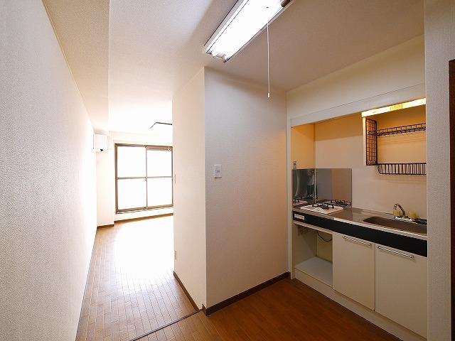 田村マンション（元町１丁目）のキッチン|キッチンでお料理をお楽しみください