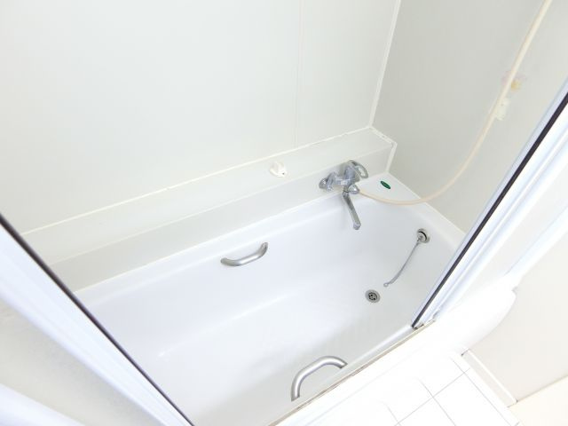 Iroom狭山の浴室