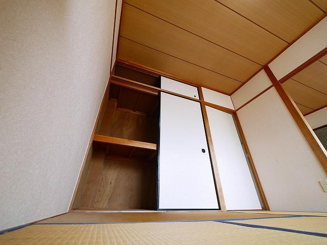 メープルハイツの収納|便利な収納スペースです