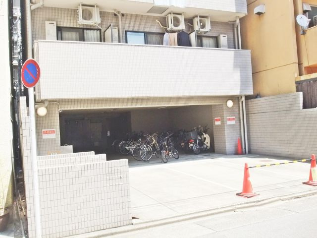 ジョイフル名古屋駅前の駐車場|ジョイフル名古屋駅前