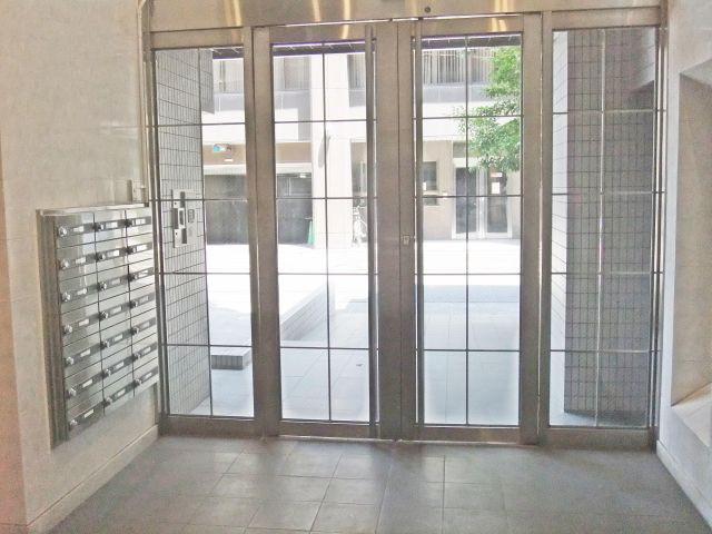 ジョイフル名古屋駅前のエントランス|ジョイフル名古屋駅前