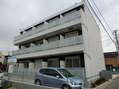 【外観】 | リブリ・akari | リブリ・akari　鉄骨造3階建