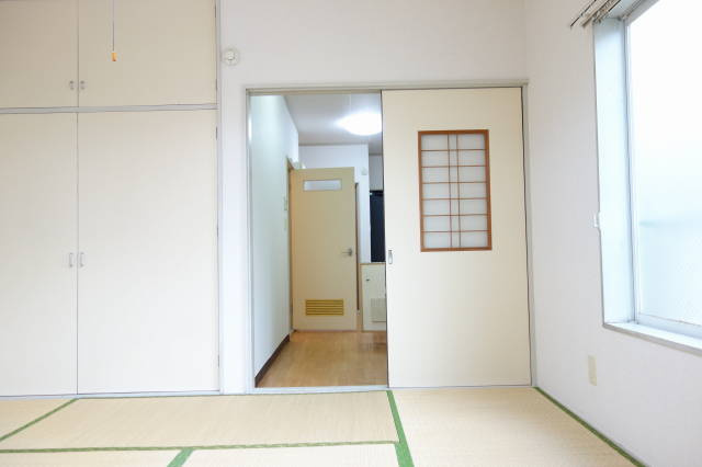 坂田フラッツの和室