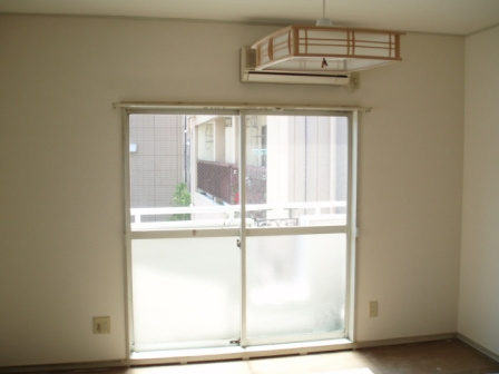 坂田フラッツの居間・リビング