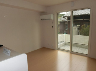 【居間・リビング】 |  グレイスコート唐崎