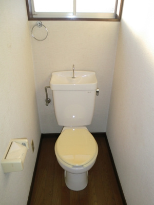 【トイレ】 | コーポ平田Ⅲ | ＜コーポ平田Ⅲ＞