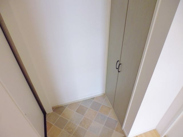 サンラポール西二見の玄関