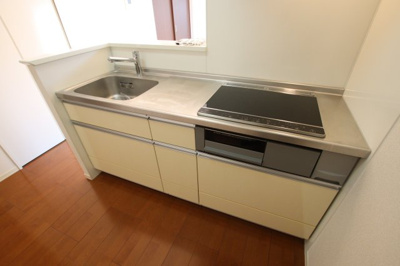【設備】 | ハイムコンフォート | カウンターキッチン