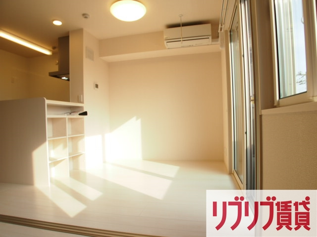 エヴァーラスティング千葉の居間・リビング