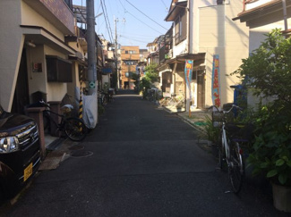 【前面道路含む現地写真】
