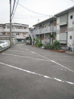 【駐車場】