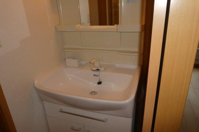 サンメゾンＭ・Ｂの独立洗面台