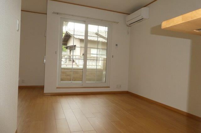 サンメゾンＭ・Ｂの居間・リビング