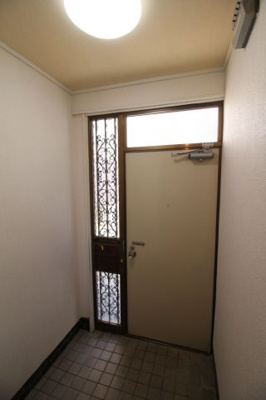 【玄関】 | 平和台　貸家