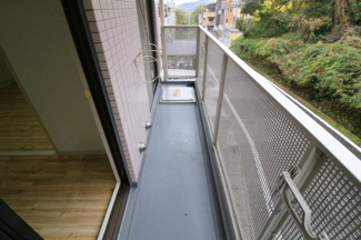 【バルコニー】