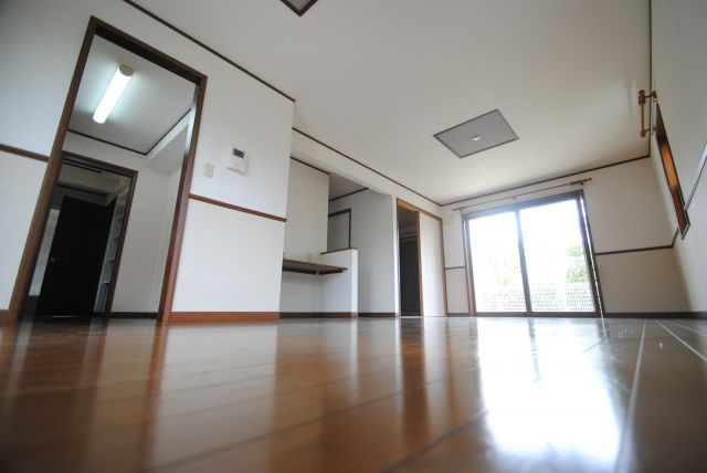 ディアコート戸建の居間・リビング