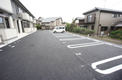 【駐車場】 | バイアンツリー　もりや