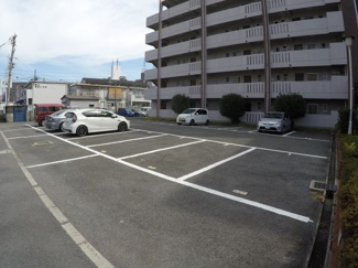 【駐車場】