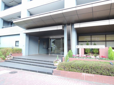 【エントランス】 | 大森パーク・ホームズベイサイドコート | JR京浜東北線「大森」駅徒歩12分・京浜急行本線「大森海岸」駅徒歩4分と2路線2駅利用可！