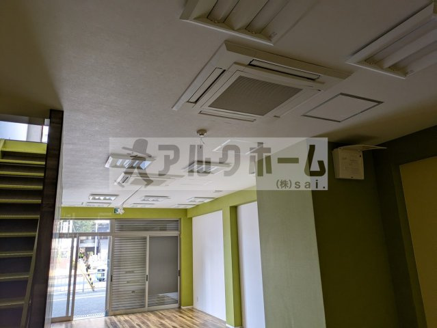 柏原市国分西１丁目の店舗事務所の内装