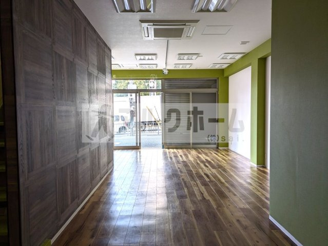柏原市国分西１丁目の店舗事務所の内装