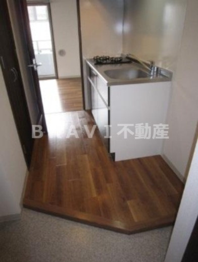 グランデカワノ上町台 BRAVI不動産の玄関