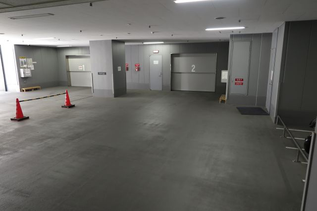ルネッサなんばタワーの駐車場
