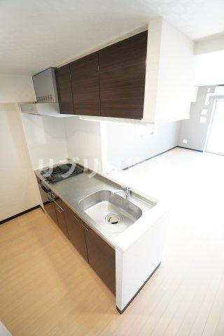 東ビルのキッチン