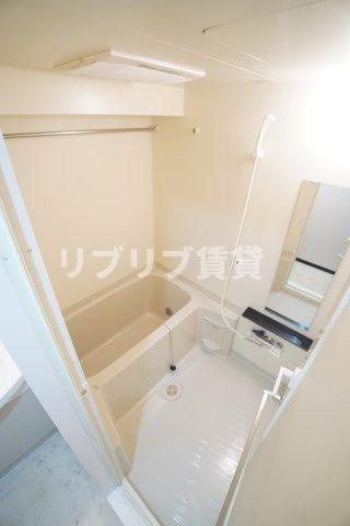 東ビルの浴室