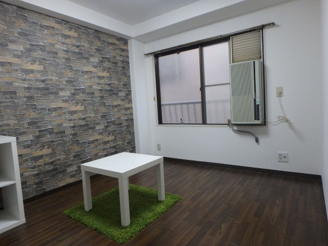 インテリジェントマンション・エソールの洋室