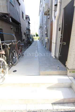 レベアス北千住のエントランス