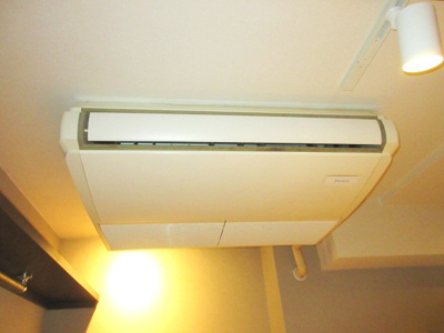 【その他共用部分】 | 東門に面する建物の飲食店居抜き