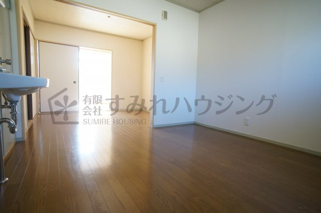 売布ハイツの居間・リビング