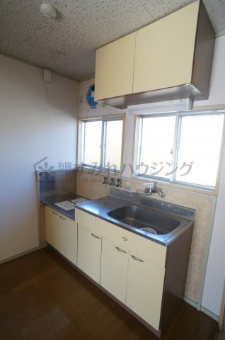 売布ハイツのキッチン