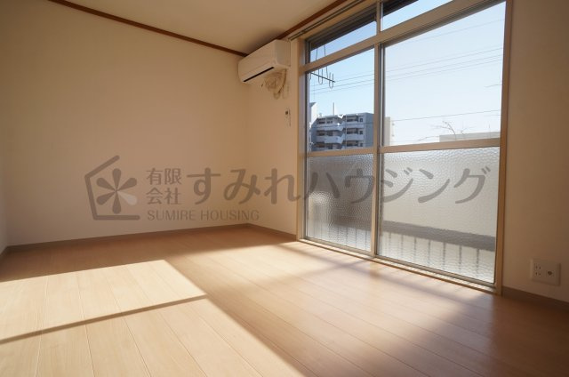 売布ハイツの寝室