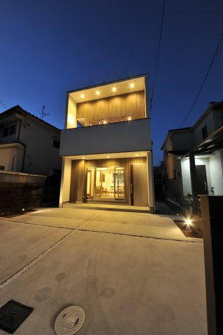 クロワールタウン堀上緑町　堺市西区　新築の前面道路含む現地写真