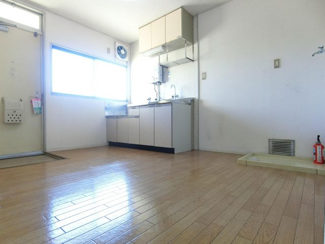 フォーリストハイムBの居間・リビング