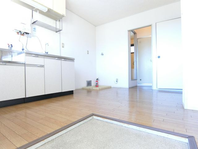 フォーリストハイムBの居間・リビング