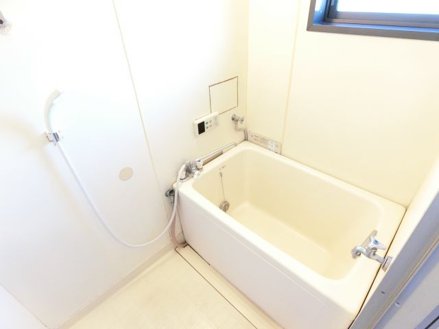 フォーリストハイムBの浴室