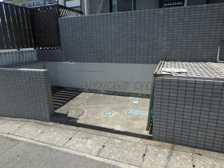 【その他共用部分】 | 敷地内ゴミ捨て場