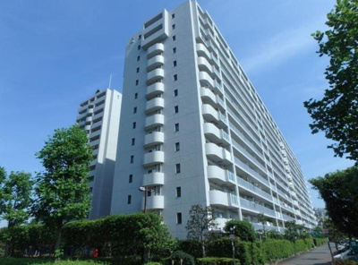 【外観】 | リジェンヌ京町２号棟 | テラス・専用庭付のため開放感があり戸建感覚を味わえます♪
