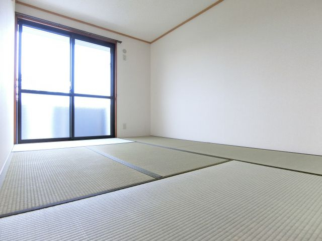 ディアコート小金台Ｄ棟の和室