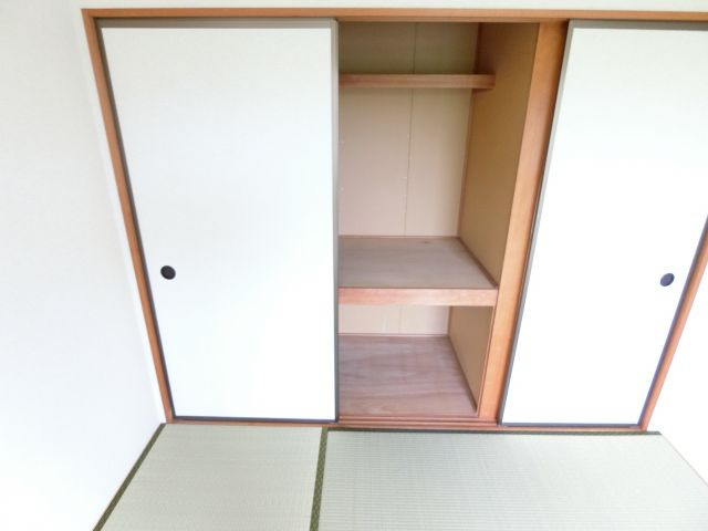 ディアコート小金台Ｄ棟の収納