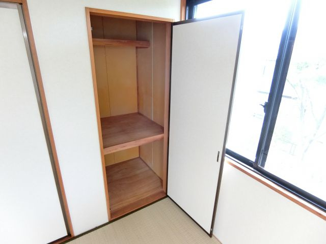 ディアコート小金台Ｄ棟の収納