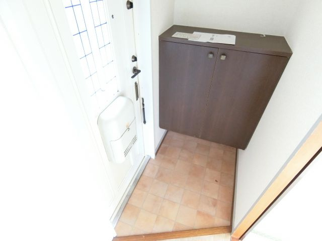 ディアコート小金台Ｄ棟の玄関