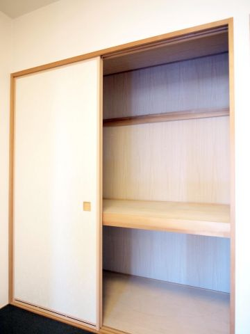 エルザグレース堀江タワーの収納