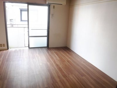 【居間・リビング】 | サンロイヤル