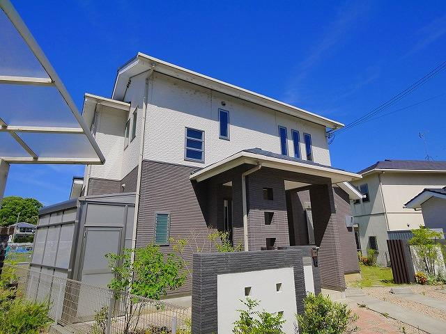 秋篠三和町戸建の外観|のびのび過ごせる一戸建てです
